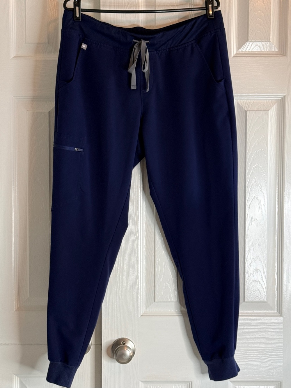 FIGS Navy Blue Zamora Jogger Scrub Pants Women's Size L EUC